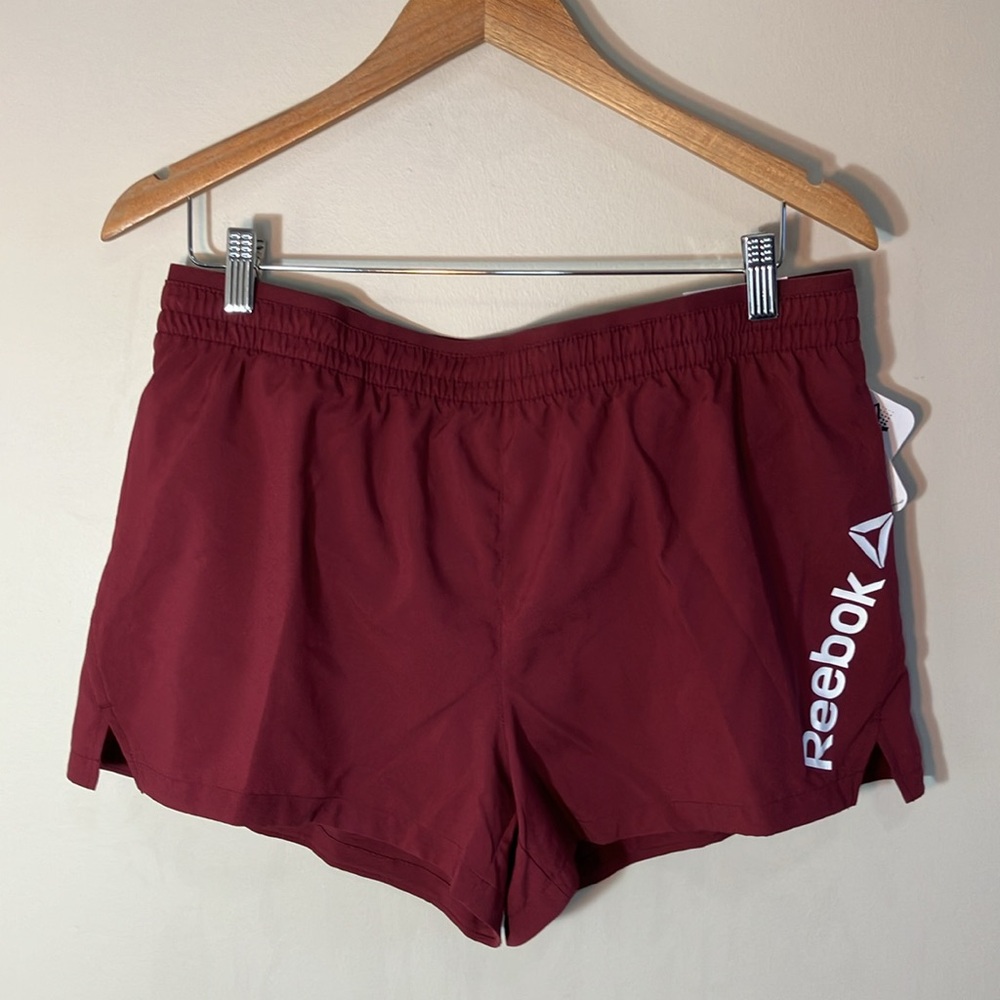 🔥 10 for $100 🔥 Reebok athletic running shorts burgundy elastic waistband New - Picture 2 of 9